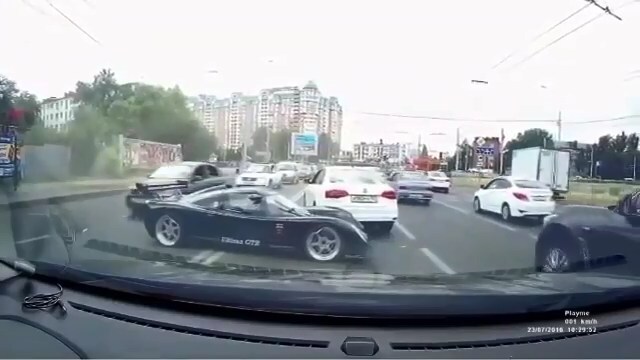 Авария дня. ДТП со спорткаром в Краснодаре