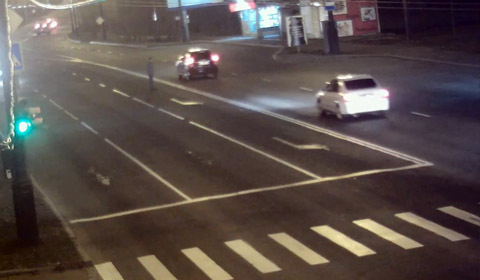 В Хабаровске мужчина погиб, перебегая дорогу в неположенном месте