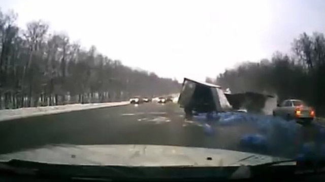 Авария дня. Две ГАЗели столкнулись на Волжском шоссе