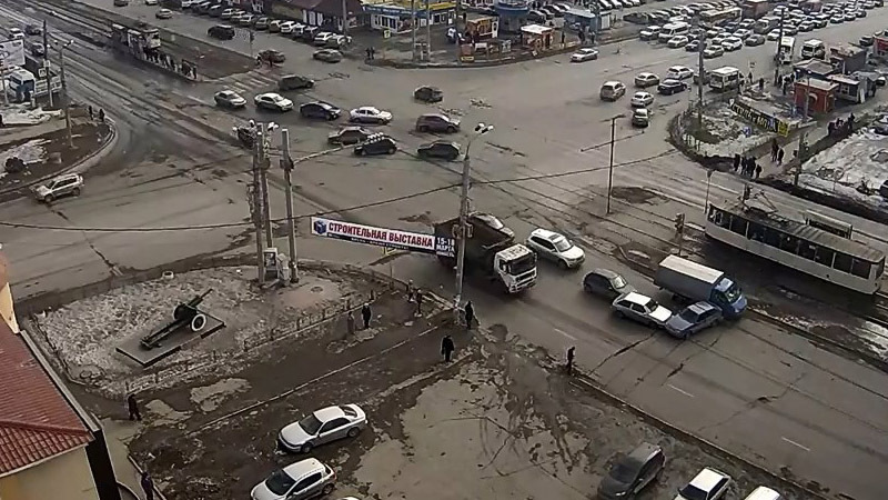 ВАЗ без водителя устроил массовое ДТП в Челябинске