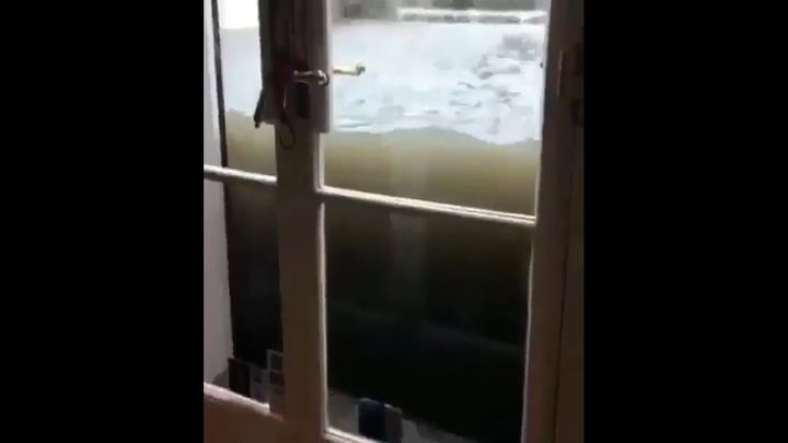 Уровень воды в Майами во время урагана Ирма
