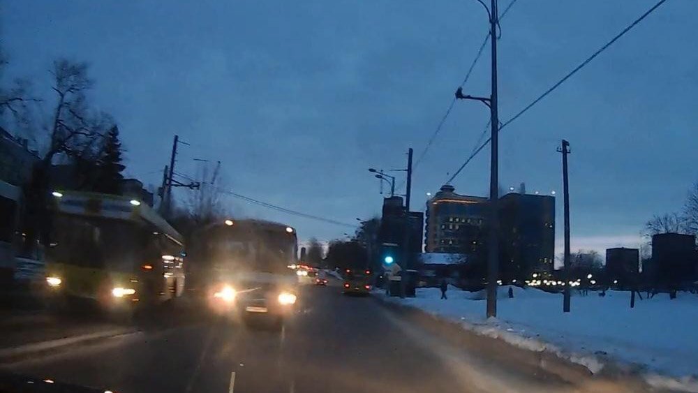 Авария дня. Столкновение автобусов в Перми