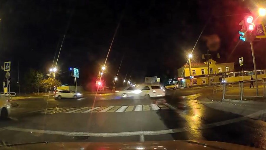 Авария дня. Смертельное ДТП с участием такси в Челябинске