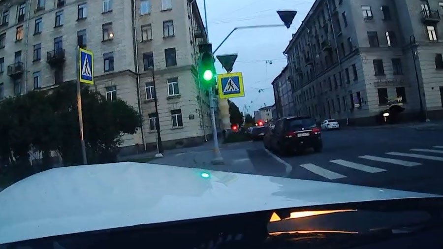 Столкновение на перекрестке в Санкт-Петербурге