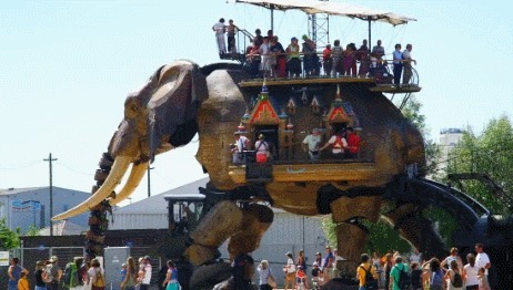Механический стимпанк слон, весом 45 тонн 