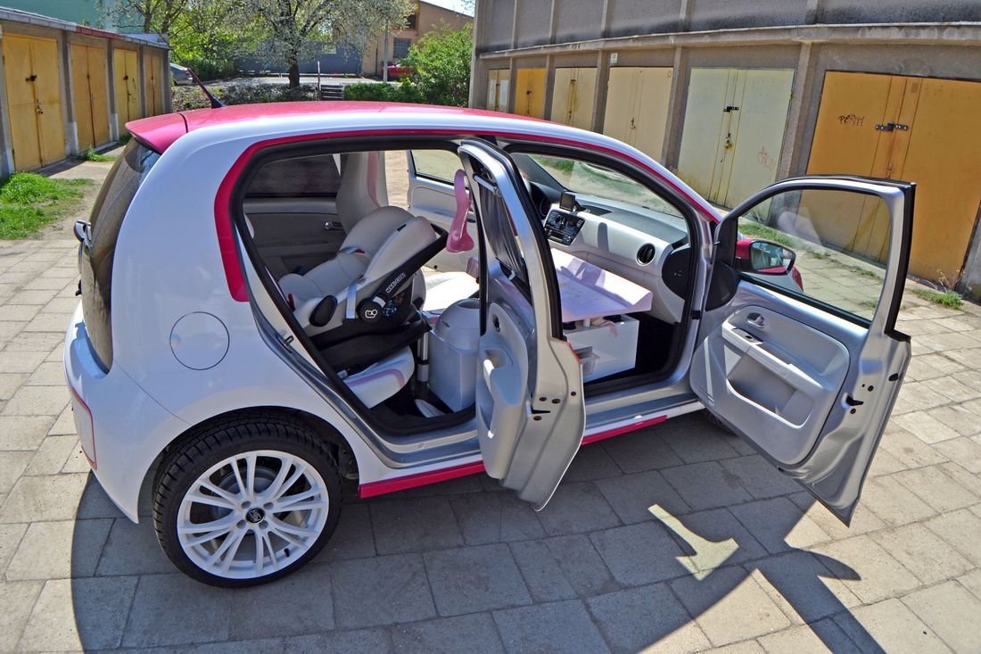 Volkswagen Mama Up!