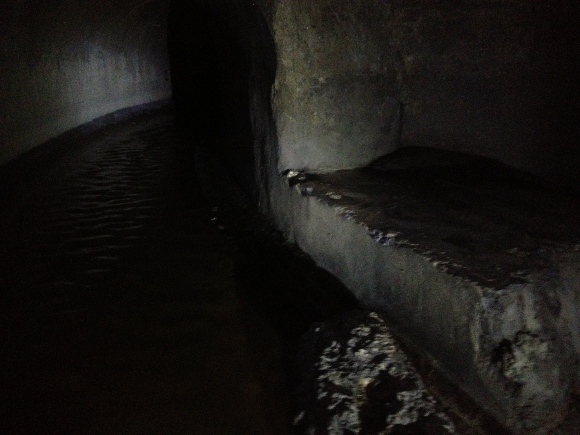 Путешествие с диггером по подземной реке Неглинке
