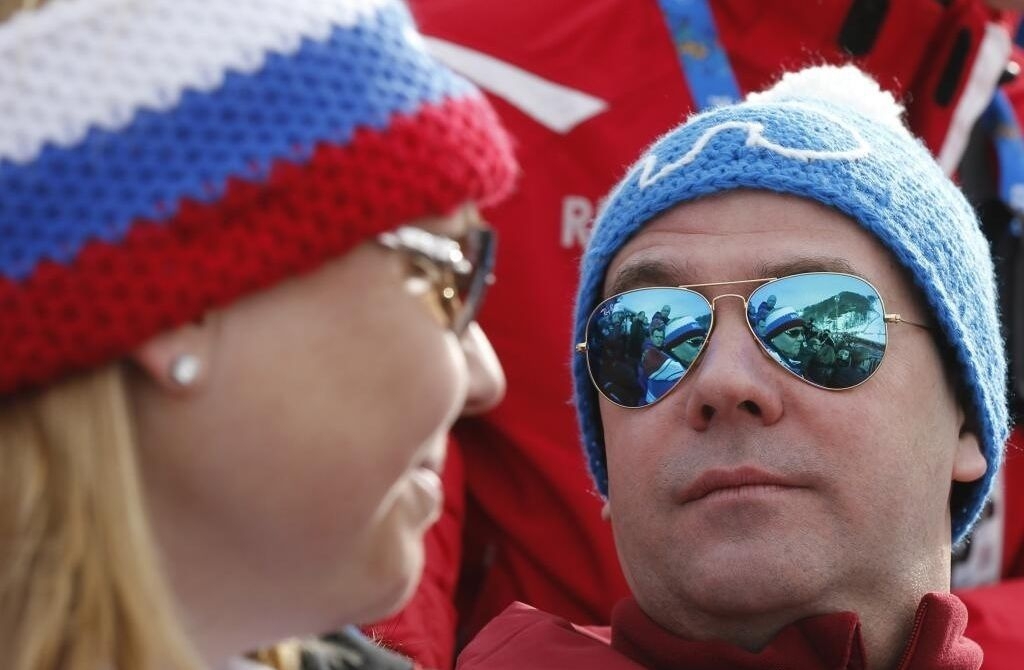 Дмитрий Медведев на соревнованиях горнолыжников