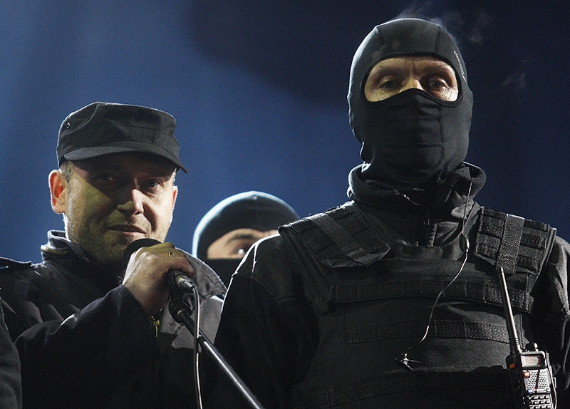 Ярош потребовал от правительства Украины открыть арсеналы для боевиков