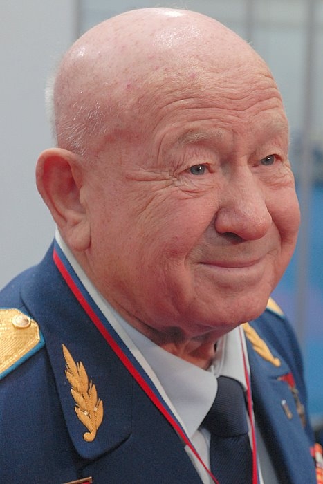 80 лет исполняется сегодня Великому Русскому космонавту!