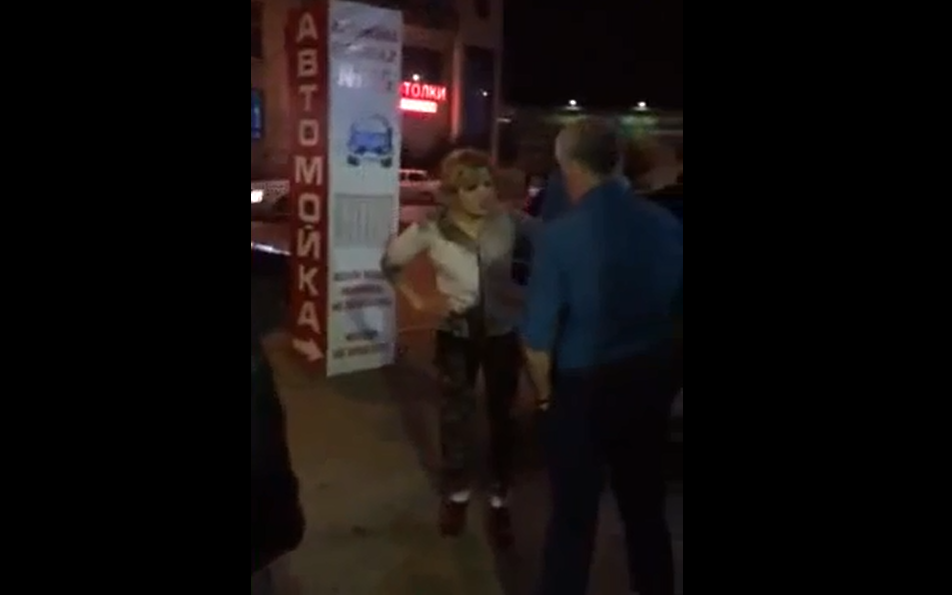 Разговор на мойке