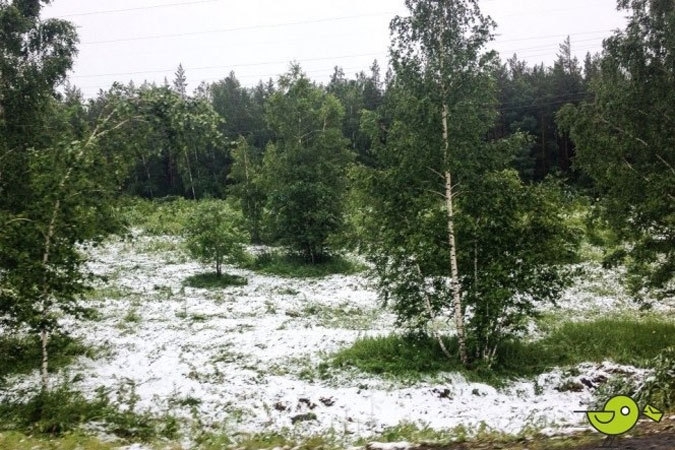 Снег в середине июля.