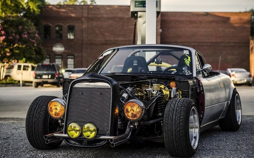 Rat Rod Mazda MX5 с 5,0-литровым двигателем