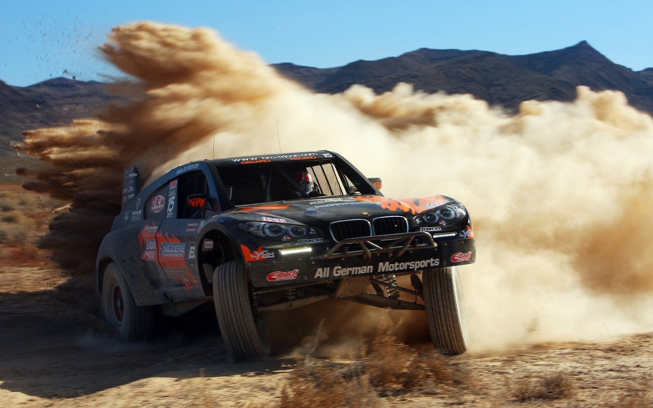 BMW X6 Trophy Truck