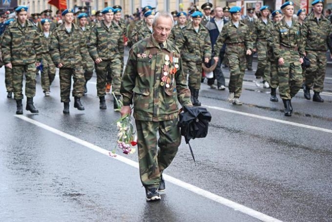 Десантник, десантнику - рознь...