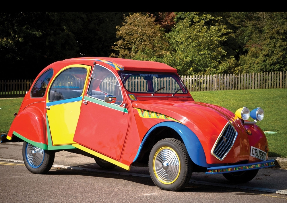 Citroen 2CV глазами Пикассо