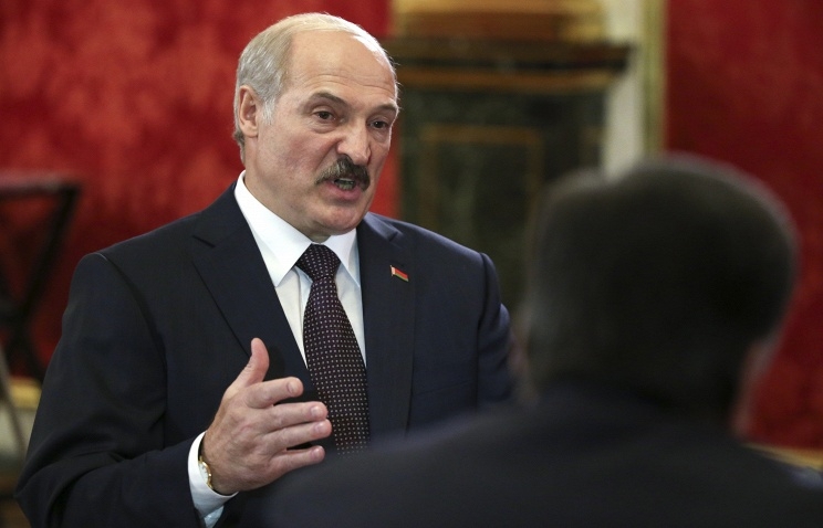 Лукашенко: "Это "Дядя Сэм"  подталкивает нас к этой бойне"