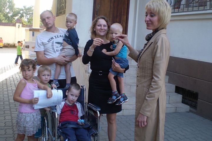 Трехкомнатная квартира многодетной семье из Украины взамен разрушенной