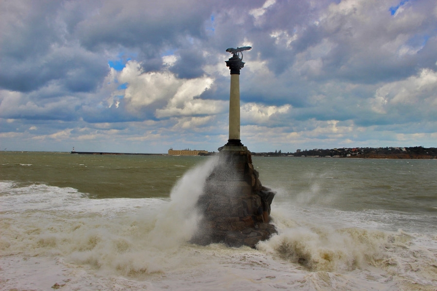 Шторм в Севастополе 24.09.2014