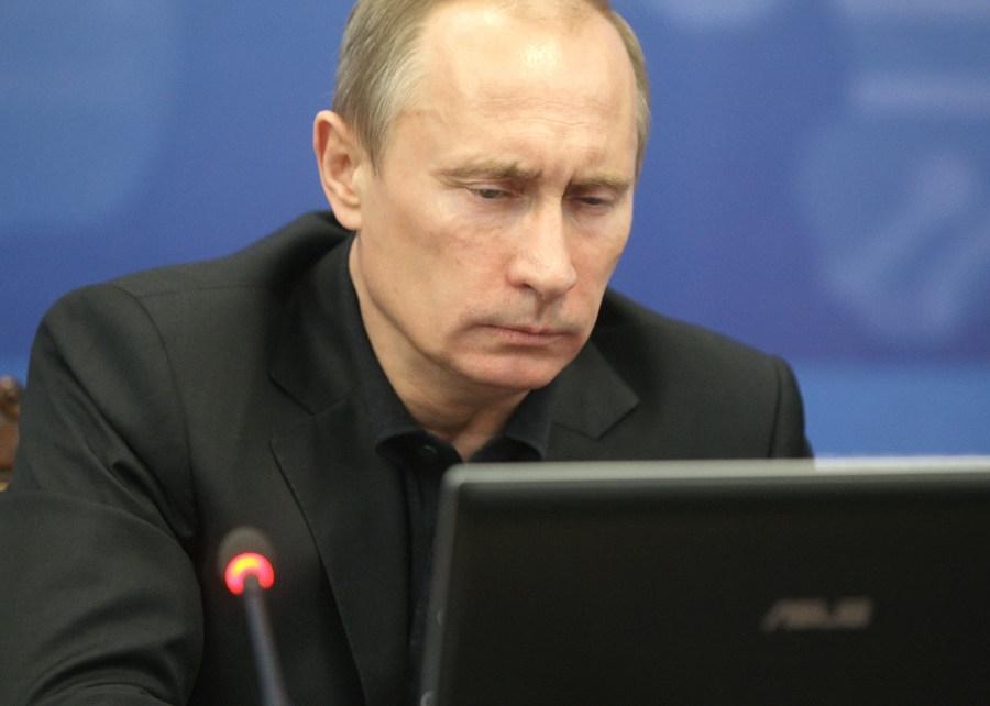 Кремль рассказал о безальтернативности Путина в сегодняшней России 