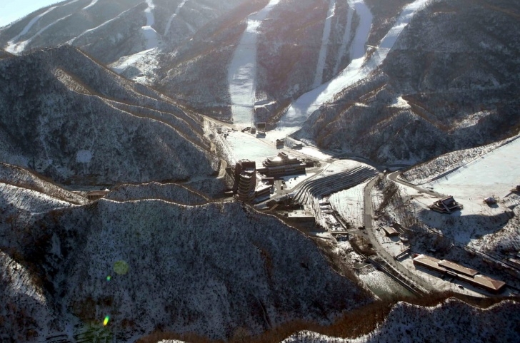 Первый горнолыжный курорт в КНДР