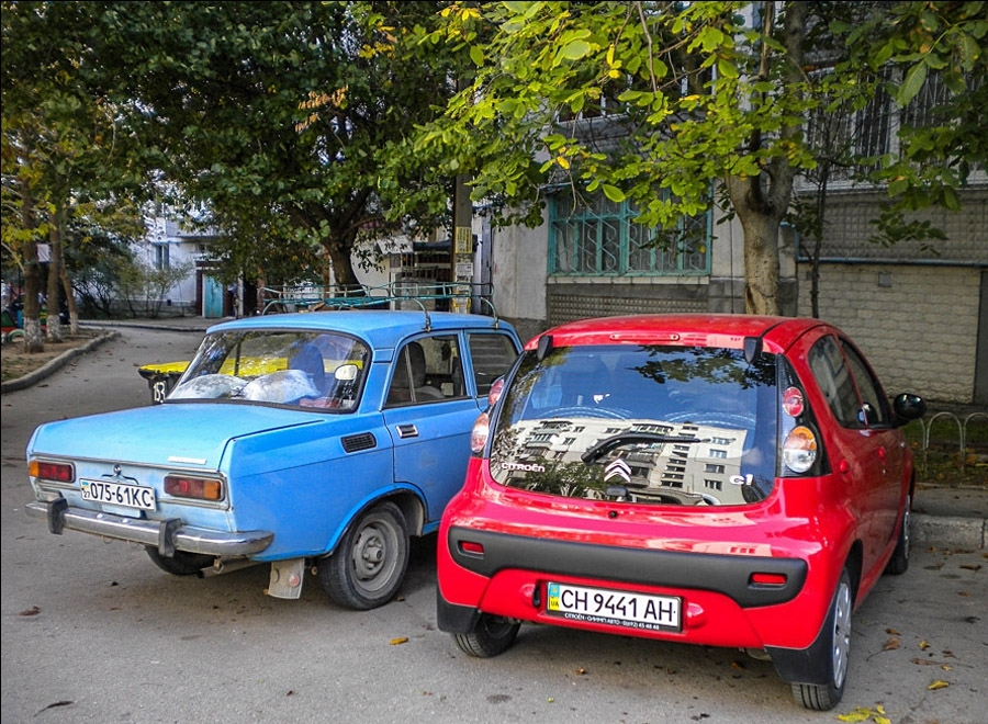 Старые автомобили в Севастополе