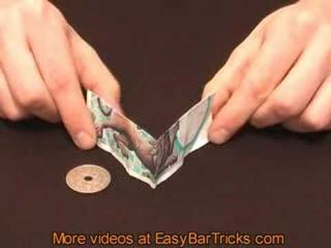 Как удержать монету на ребре банкноты?