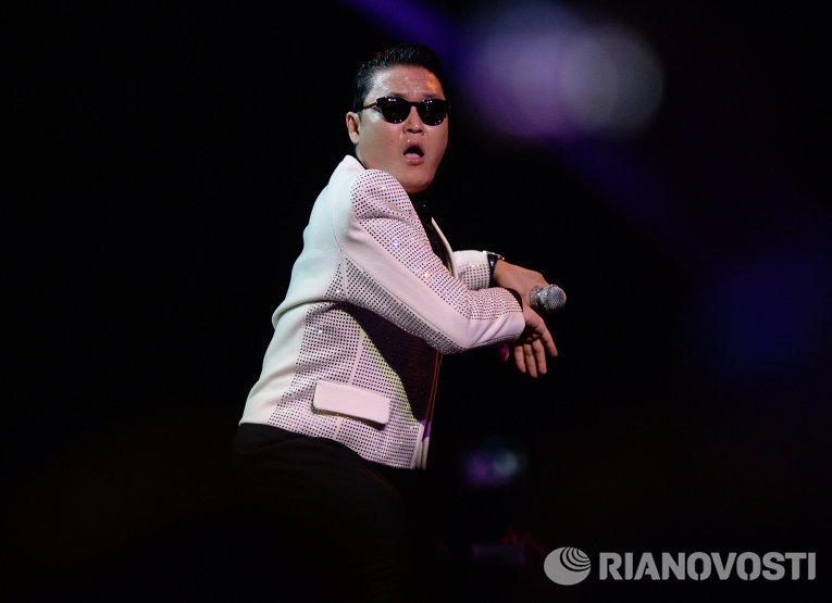 Корейский рэпер Psy сломал счетчик YouTube