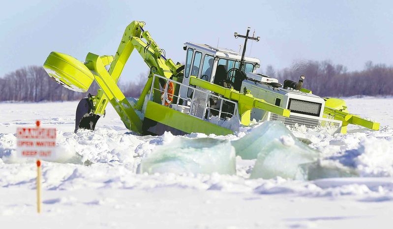 Amphibex Речной танк-ледокол