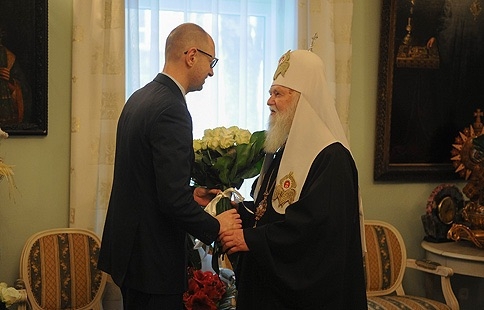 УПЦ Киевского патриархата не будет причащать коррупционеров. Я плакал.