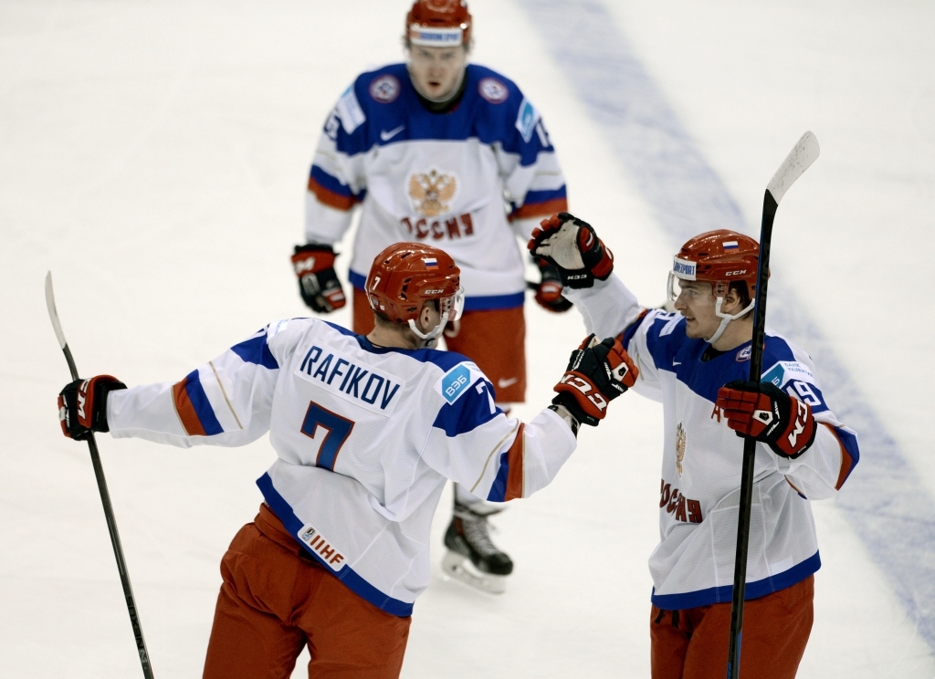 Хоккеисты сборной России разгромили команду Швейцарии в матче МЧМ