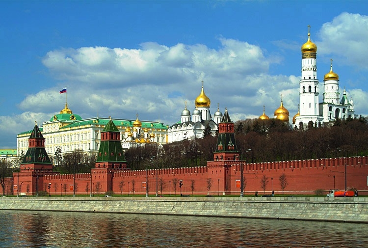 РФ может потребовать от Киева досрочного погашения кредита в $3 млрд