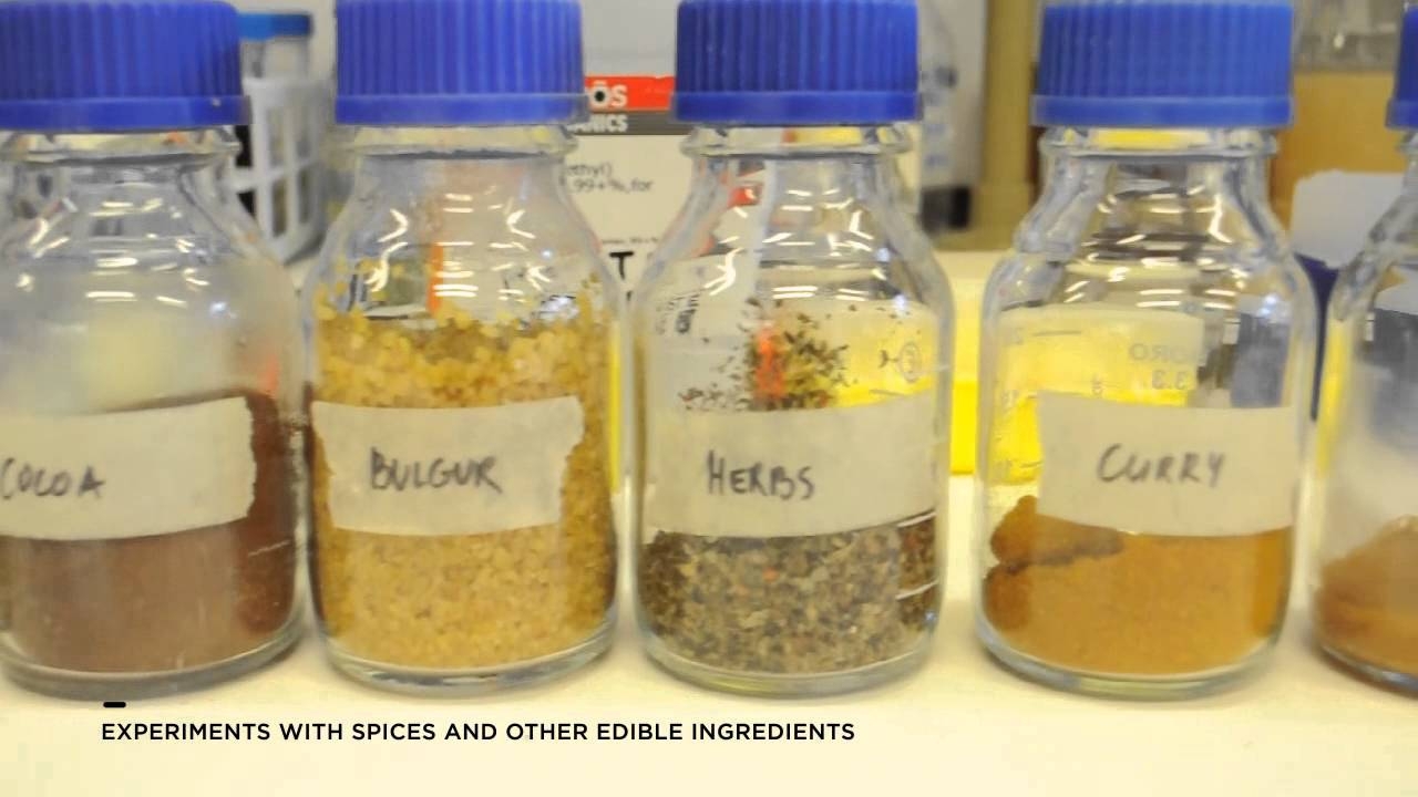 Ученые научились создавать еду с помощью пластмассы