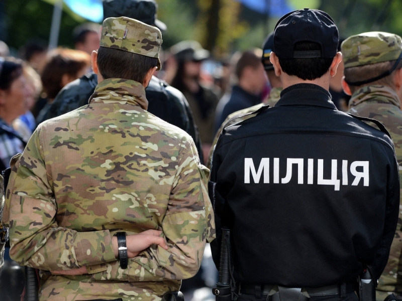 Милиция намерена разместить на въездах в Киев снайперов