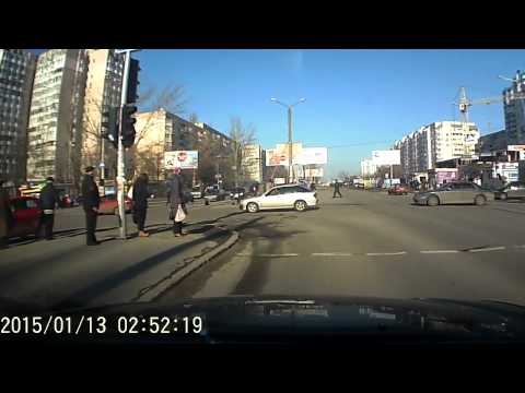 Столкновение на перекрестке - ДТП в Одессе 04.02.2015 
