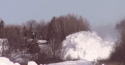 6000 л.с. сквозь завалы снега...