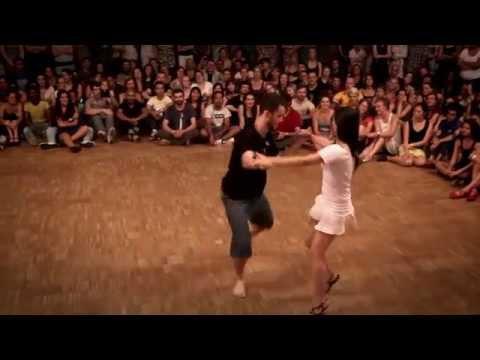 Зажигательный бразильский танец Форро