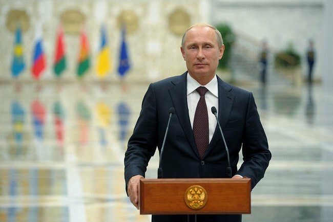 Путин назвал «полным издевательством»реформы на Украине