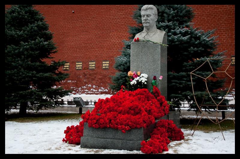 Сегодня, 5 марта, в России вспоминают генералиссимуса Иосифа Сталина