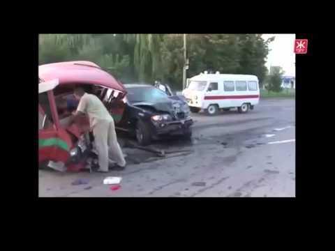 Бухая девка за рулем BMW X5