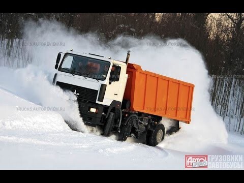 Дрифт на грузовиках / Занос грузовика на льду