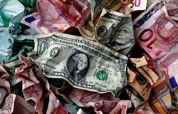 Доллар и рубль