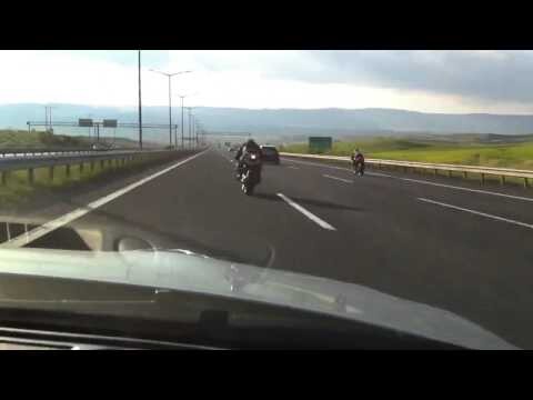 Nissan GT R vs BMW S1000RR vs Yamaha R1 