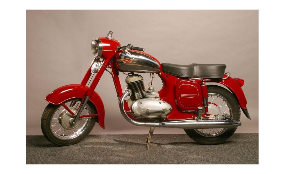 60 лет &quot;Старушке&quot;: история легендарного мотоцикла Jawa