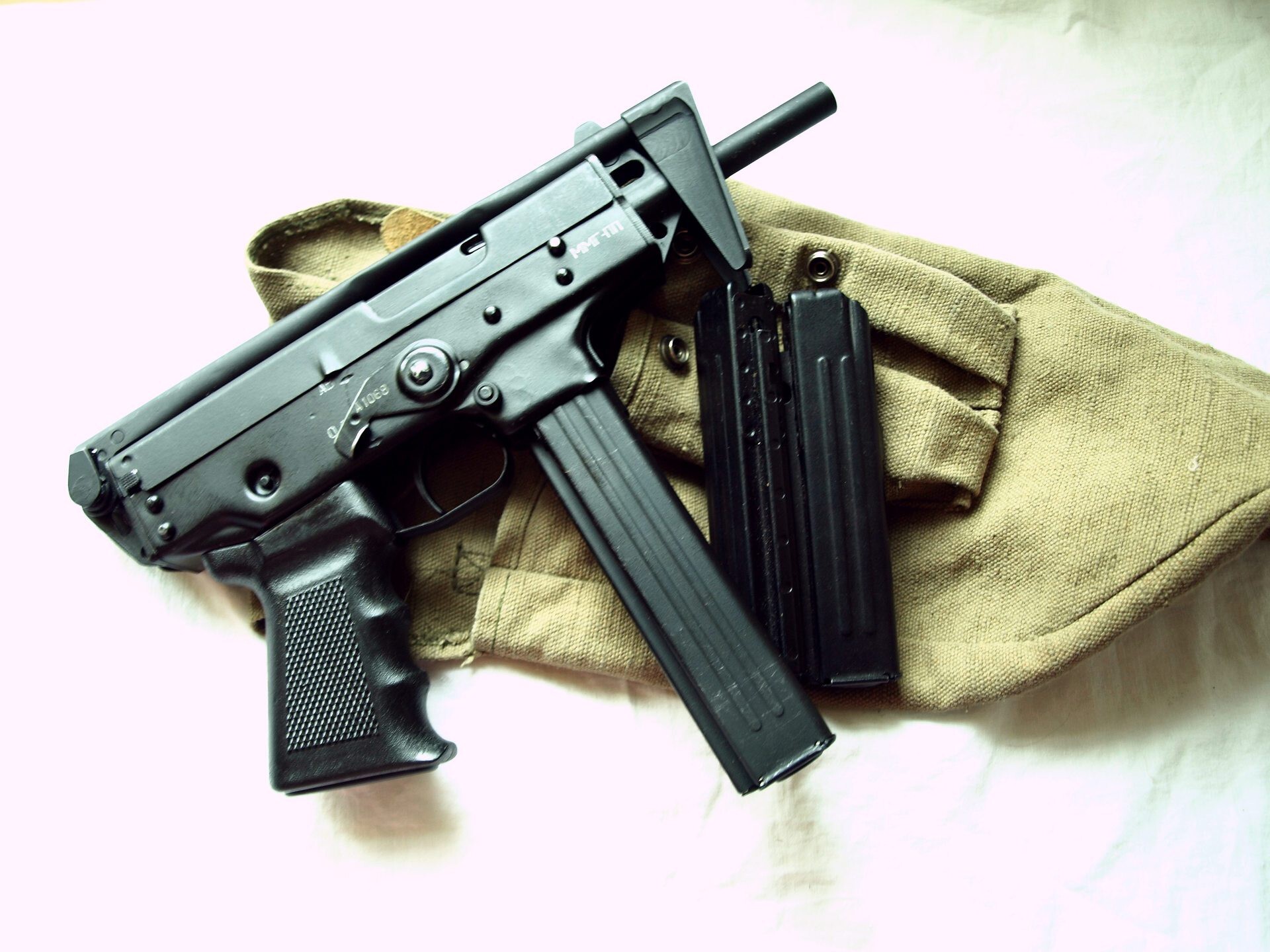 «Кедр» против ОПГ: пистолет-пулемет особого назначения