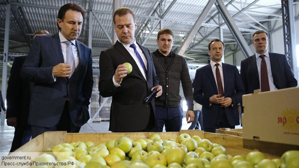 МИД Украины: Поездки Медведева по России возмутительны