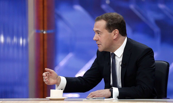 Медведев ввел в России Знак качества