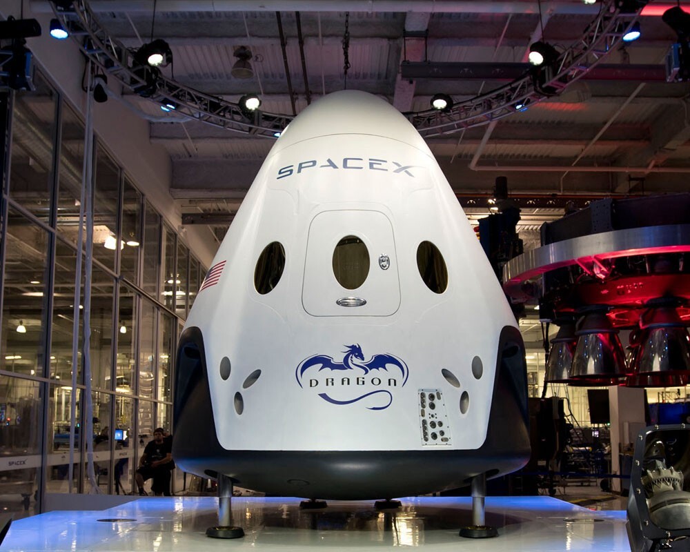 Спасение астронавтов - дело рук SpaceX