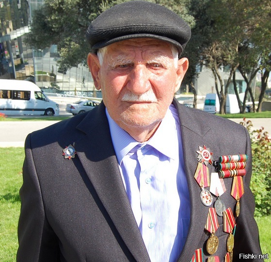 Вот такие ветераны были сегодня на улицах Баку