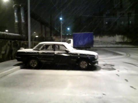 Челябинск замело снегом в День Победы